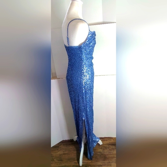 Laundry by Shelli Segal Sequin Cowl Neck Gown Blue Woman's Size 10 - Picture 3 of 5